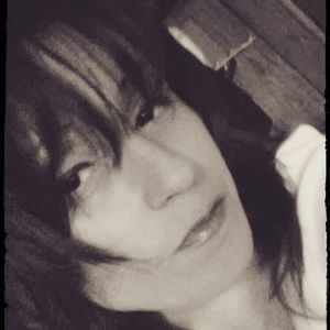 Meet your Posher, Raquel